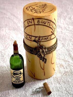 Vintage Peint Main Limoges Wine Cork Box – Miniature Trinket